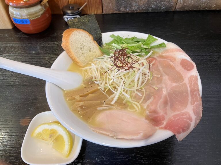 濃厚すぎる鶏白湯